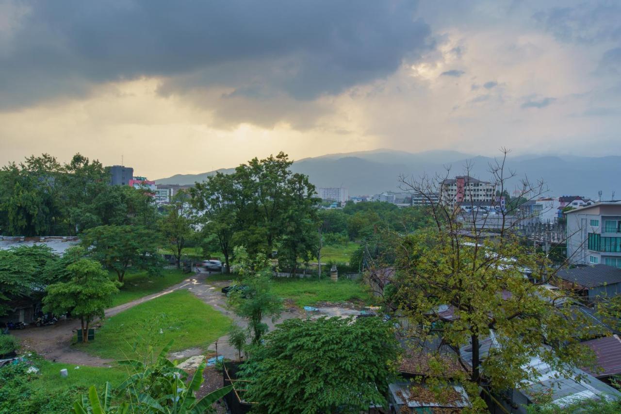 Jiang Mai 81 Aparthotel Chiang Mai Luaran gambar